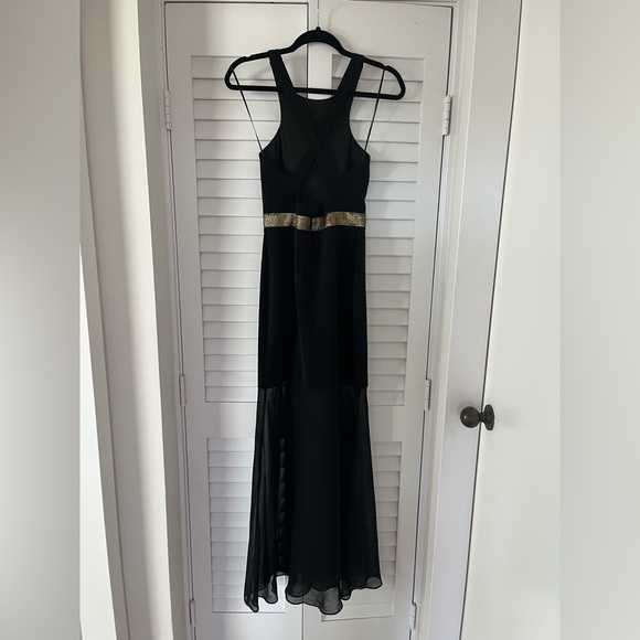 Express Black Gown - Picture 3 of 6